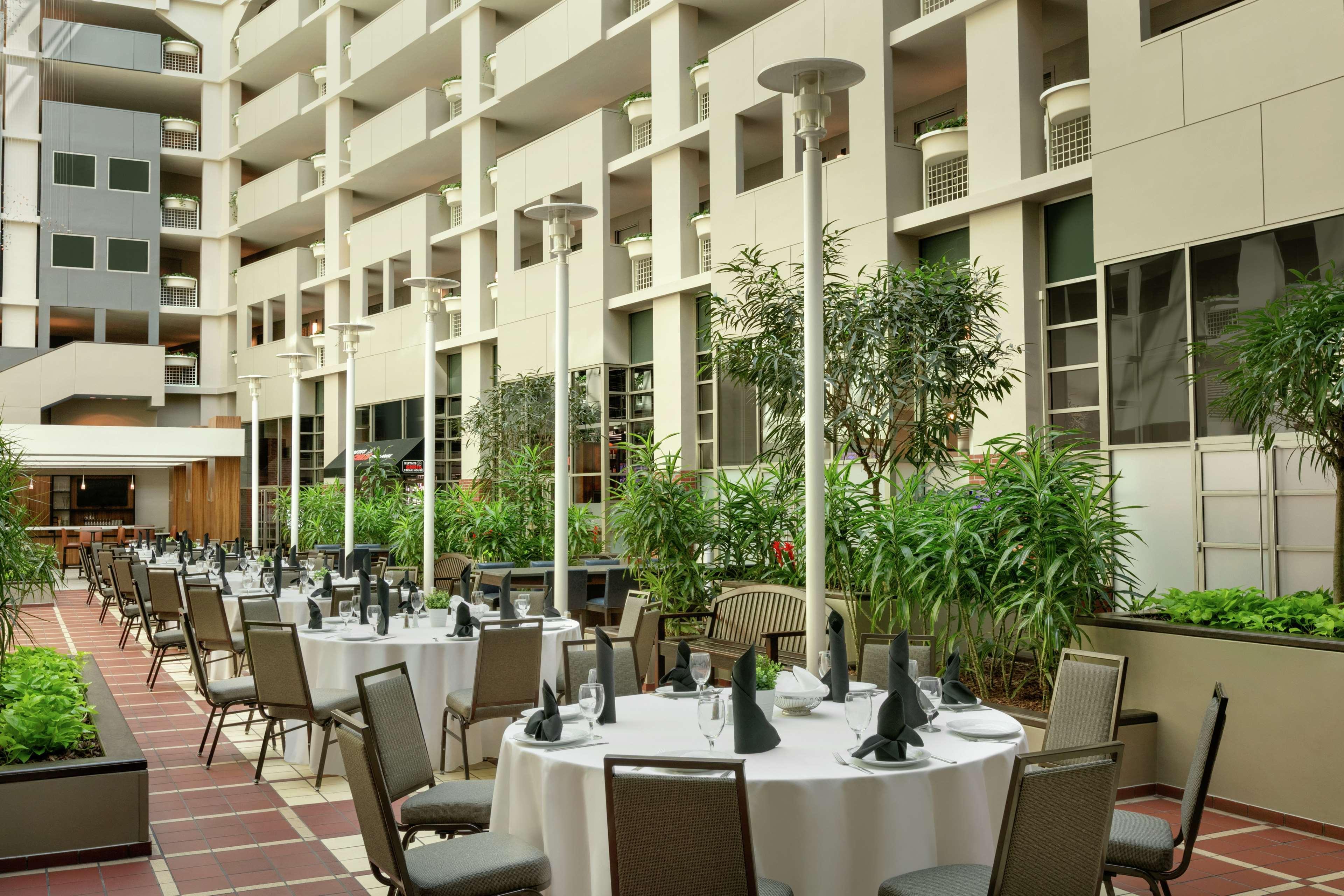 Embassy Suites By Hilton Atlanta At Centennial Olympic Park Esterno foto